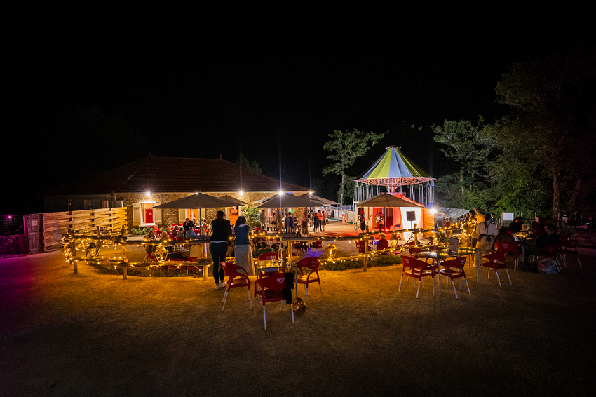 Concert lors d'une des soirées nocturnes au restaurant Panoramique de Mervent